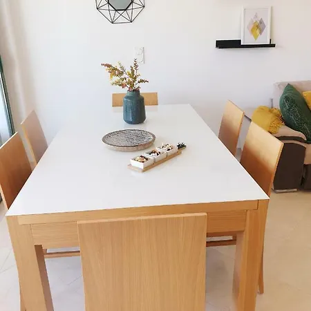 Marina Aquamar 103 アパート